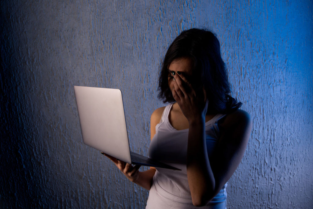Is your child a victim of a cyberbully? Find out what you can do at www.digitalcitizenacademy.orgåç